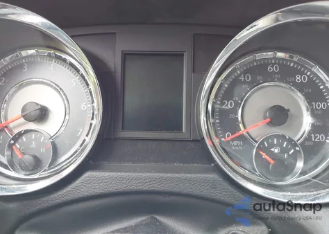 2016 Chrysler Town & Country Touring z USA, uszkodzony, nr VIN 2C4RC1BG3GR260777